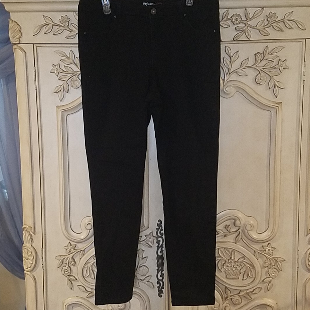 Style & Co black stretchy Jean size 14